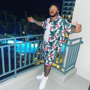 Meet your Posher, Chris